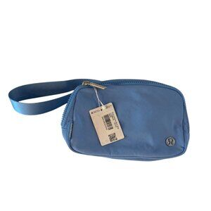 Lululemon Everywhere Belt Bag One Size Light Blue Nylon Adjustable Strap Stylish